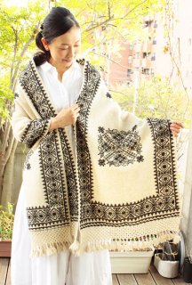 羊毛100%ウールのメキシコポンチョ刺繍入り手織り手紬糸