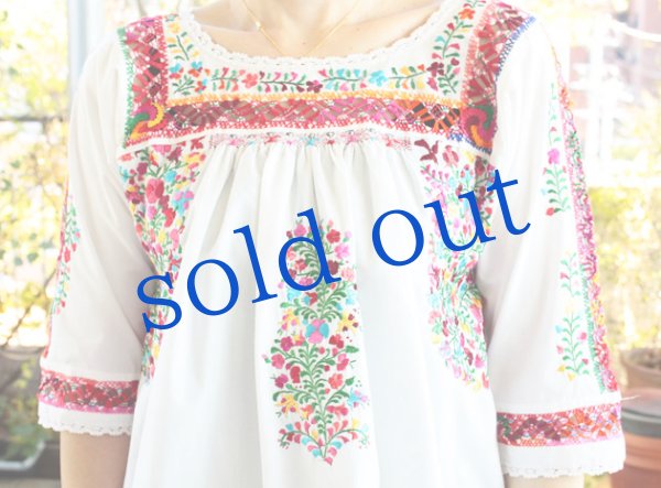 画像5: 「サンアントニーノ」 刺繍6分袖ブラウス　 (5)