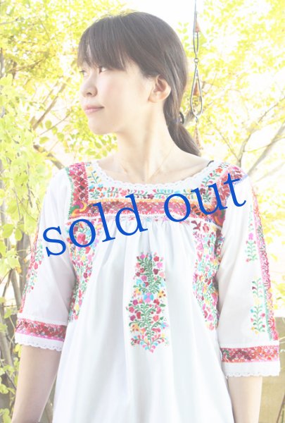 画像3: 「サンアントニーノ」 刺繍6分袖ブラウス　 (3)