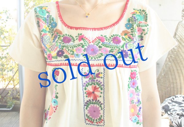 画像5: メキシコ刺繍のトップス (5)