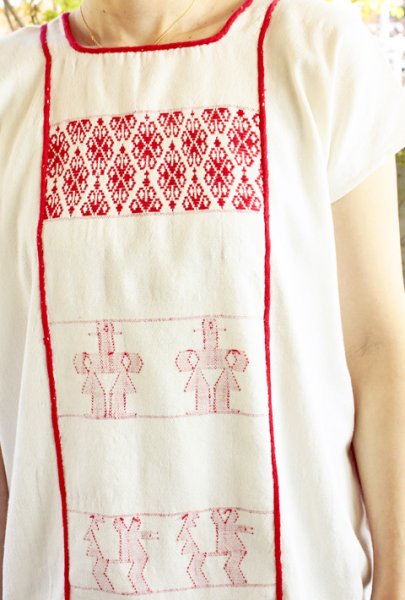 画像2: ミヘ族の手織りウィピルトップス (2)