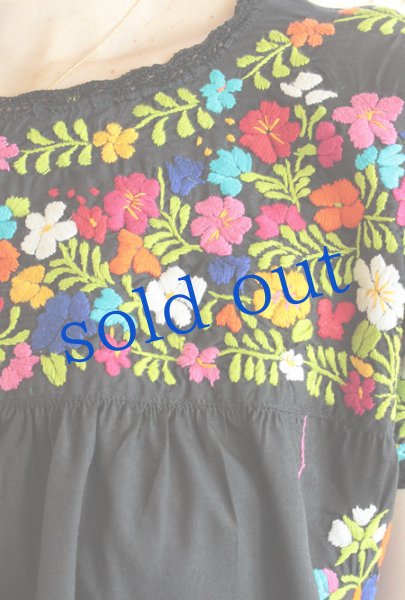 画像4: サンアントニーノの刺繍ブラウス (4)