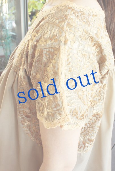 画像4: サンアントニーノ刺繍ブラウス　 (4)