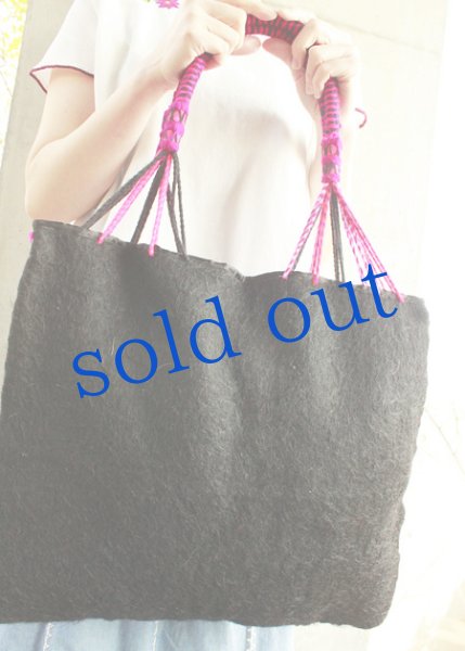 画像5: チャムラの羊毛織生地と刺繍バッグ (5)