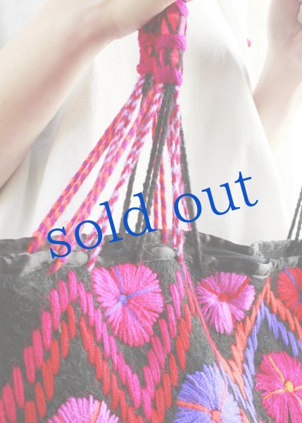 画像3: チャムラの羊毛織生地と刺繍バッグ (3)