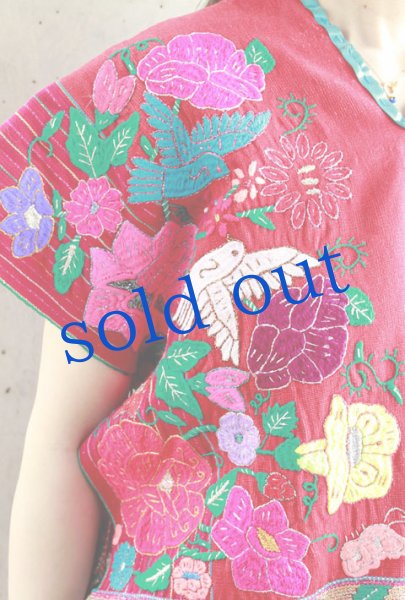 画像2: シナカンタン村の本格民族衣装　 (2)