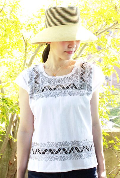 画像1: サンアントニーノ刺繍ウィピルトップス (1)