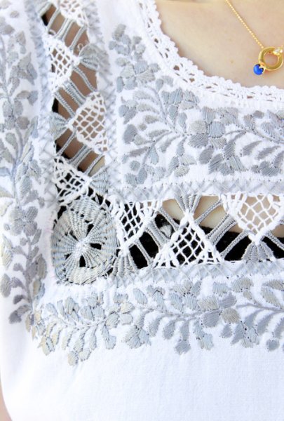 画像2: サンアントニーノ刺繍ウィピルトップス (2)
