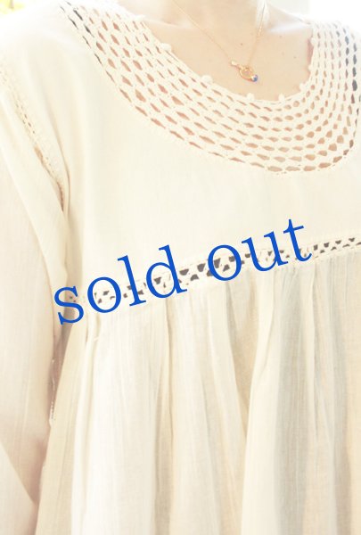 画像2: 手編みクロシェレースの長袖トップス (2)