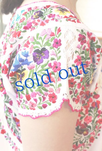 画像4: 「サンアントニーノ」刺繍ブラウス (4)