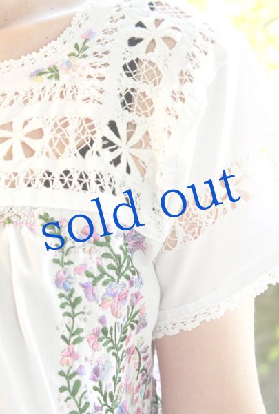 画像2: 「サンアントニーノ」 刺繍ブラウス (2)