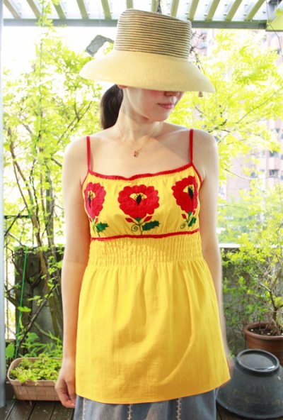 画像1: オアハカ大ぶり花刺繍キャミトップス