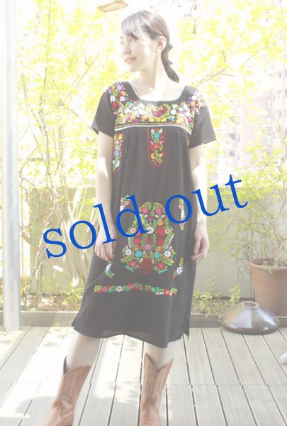 画像3: プエブラ州定番刺繍ワンピース　 (3)