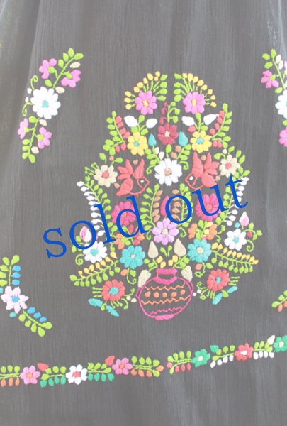 画像4: プエブラ州定番刺繍ワンピース　 (4)