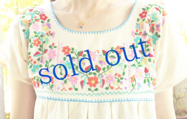 画像5: プエブラ州定番刺繍ワンピース  (5)