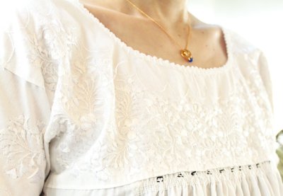 画像2: サンアントニーノ白刺繍ワンピース