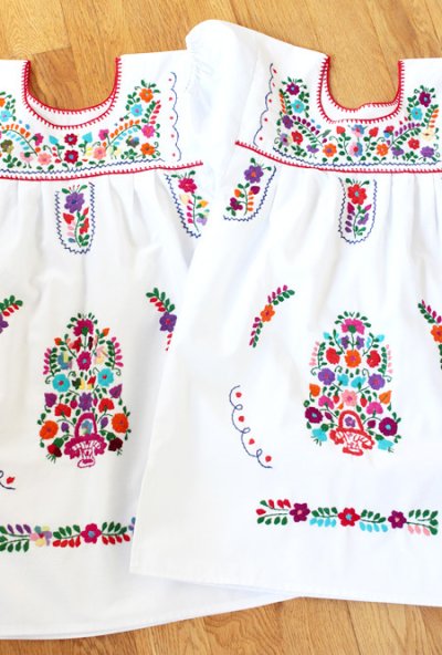 画像1: メキシコ刺繍のワンピース