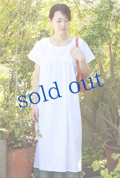 画像2: 白刺繍サンアントニーノ刺繍ドレス (2)