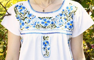 画像3: 蝶と孔雀メキシコ刺繍ワンピース