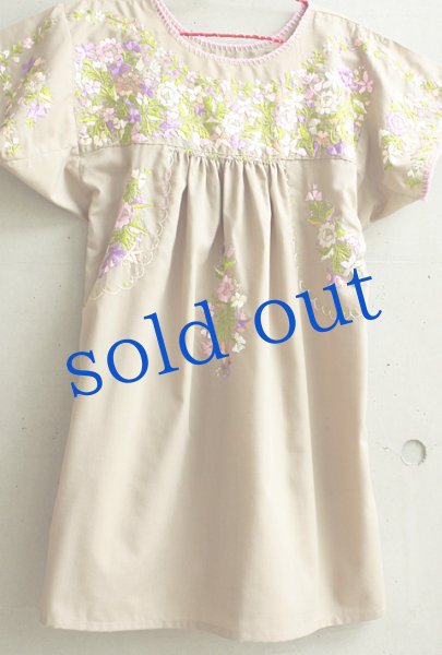 画像2: 「サンアントニーノ」刺繍ブラウス (2)