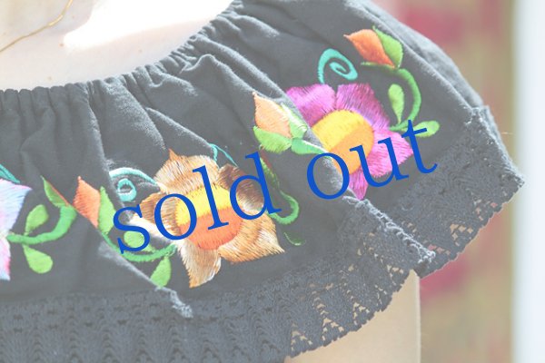 画像4: メキシコ刺繍オフショルダートップス (4)