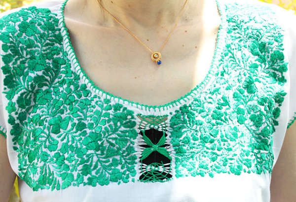 画像5: サンアントニーノ刺繍ブラウス　 (5)