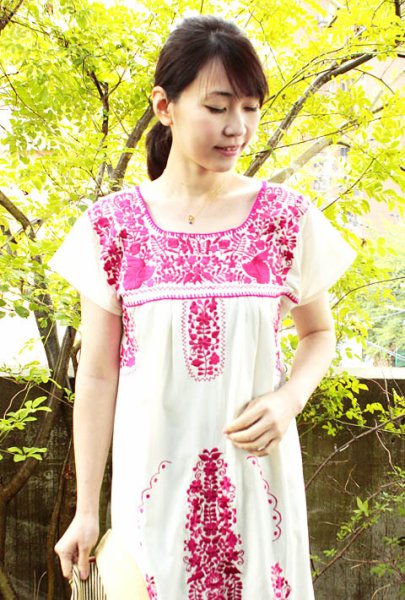 画像2: マンタ生地のメキシカンワンピース  (2)