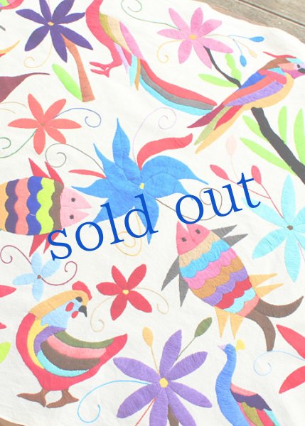 画像2: オトミの刺繍布大サイズ鳥蝶魚 (2)