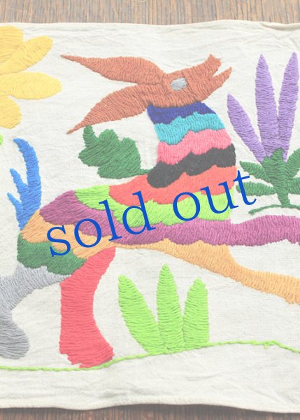 画像2: オトミの刺繍クロス刺繍絵[約22cm×21cm] (2)