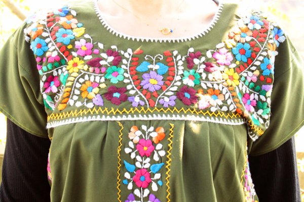 画像5: 定番メキシコ刺繍ワンピース  (5)