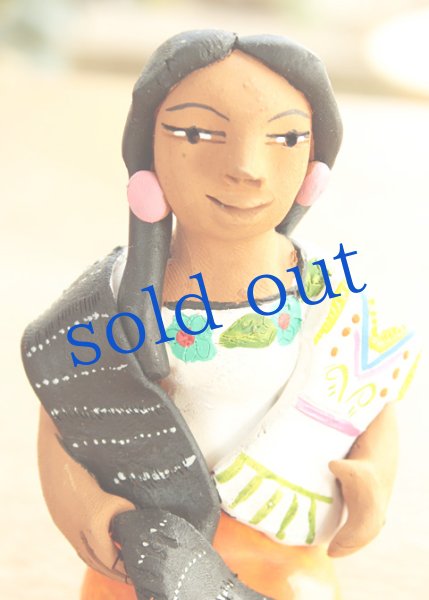 画像2: アギラールファミリーの陶人形 (2)