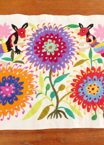 画像1: オトミの刺繍絵 44cm×35cm