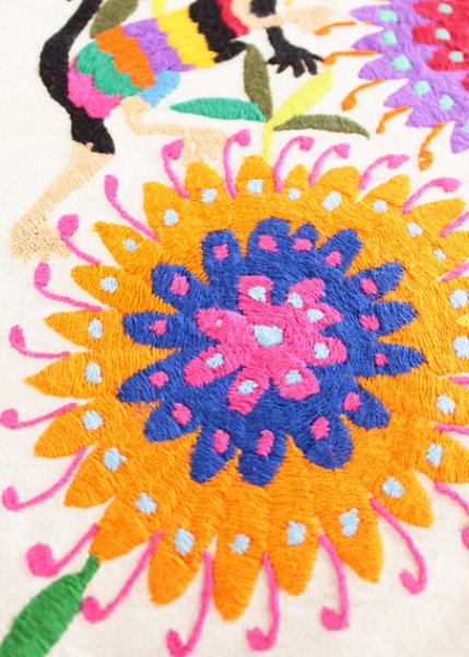 画像3: オトミの刺繍絵 44cm×35cm (3)