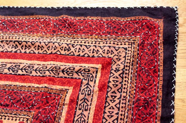 画像4: インドブロックプリントと刺し子刺繍のマルチカバー　 (4)