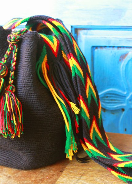 画像3: コロンビアの先住民WAYUU族の手編みバッグ  (3)