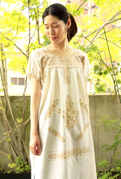 画像1: メキシコ刺繍オリジナルワンピース (1)