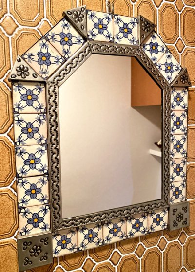画像1: タラベラ焼タイルの鏡　