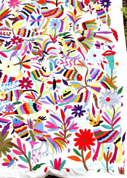 画像3: オトミの刺繍ベッドカバー・テーブルクロス (3)