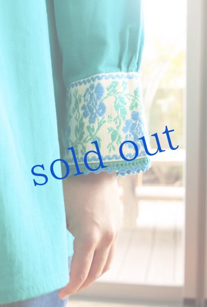 画像4: プエブラ州ナワ族の刺繍長そでブラウス　 (4)