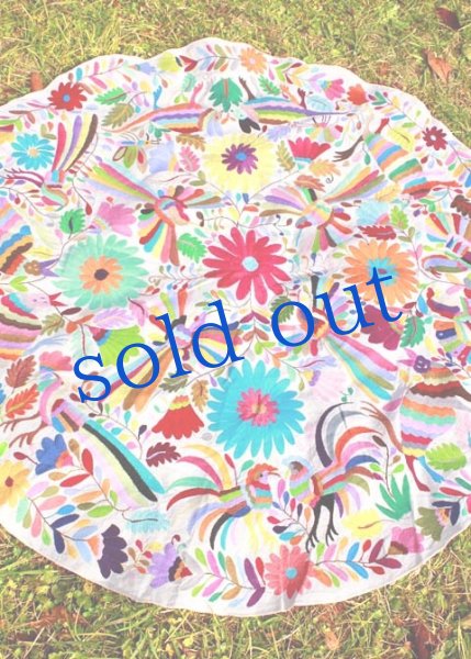 画像1: オトミの刺繍特大布丸型　 (1)