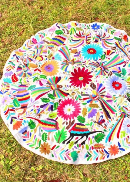 画像2: オトミの刺繍ベッドカバー・テーブルクロス　 (2)