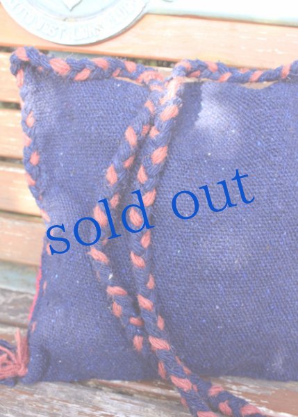 画像5: 手つむぎ・手織りウールの刺繍ポシェット   (5)