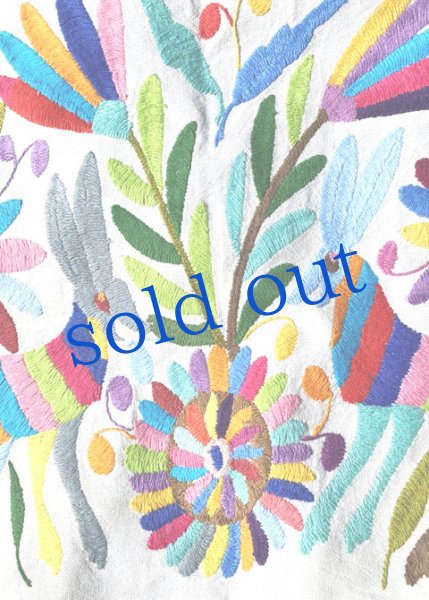 画像2: 細かいオトミの刺繍布Mサイズ (2)