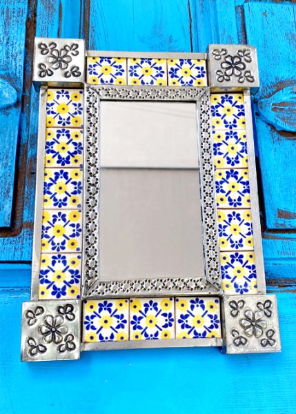 画像1: タラベラ焼タイルの鏡 (1)