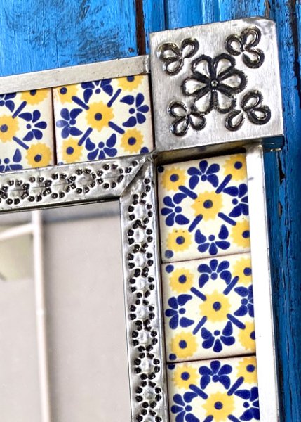 画像4: タラベラ焼タイルの鏡 (4)