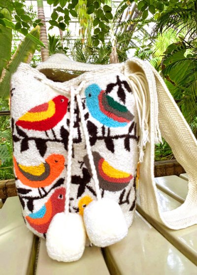 画像1: WAYUU族のパンチング刺繍バッグ