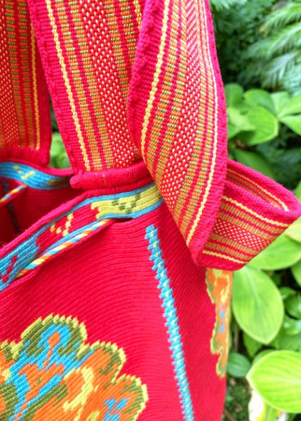 画像4: コロンビアの先住民WAYUU族の手編みバッグ (4)