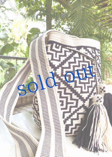画像3: コロンビアの先住民WAYUU族の手編みバッグ　 (3)