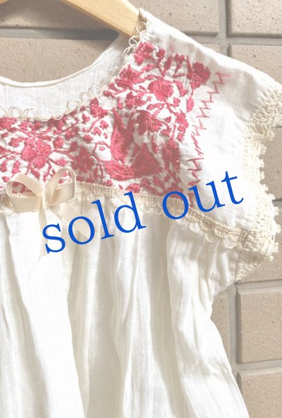 画像2: オアハカ刺繍のレースワンピース  (2)