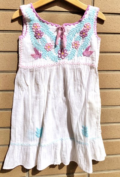 画像1: メキシコ刺繍のワンピース